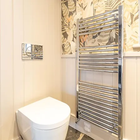 The Small House At The Heaning Estate